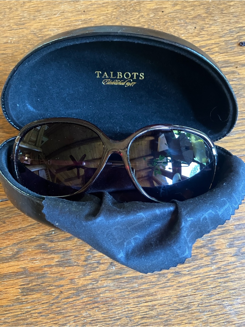 Talbots Movie Star Gradient Oversized Women's Sunglasses
